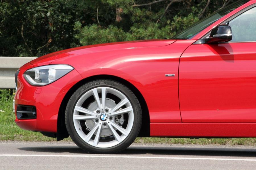  BMW 1-Series 5-Door 2012 года  (фото 44 из 57)